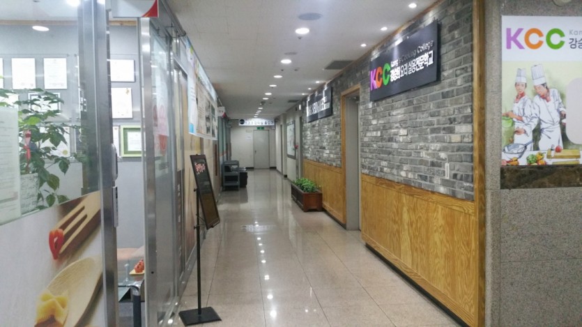 학교복도